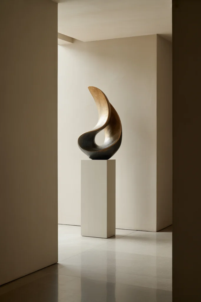 Display Sculptural Decor